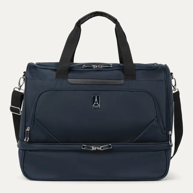 travelpro-maxlite-5-drop-bottom-weekender image 1