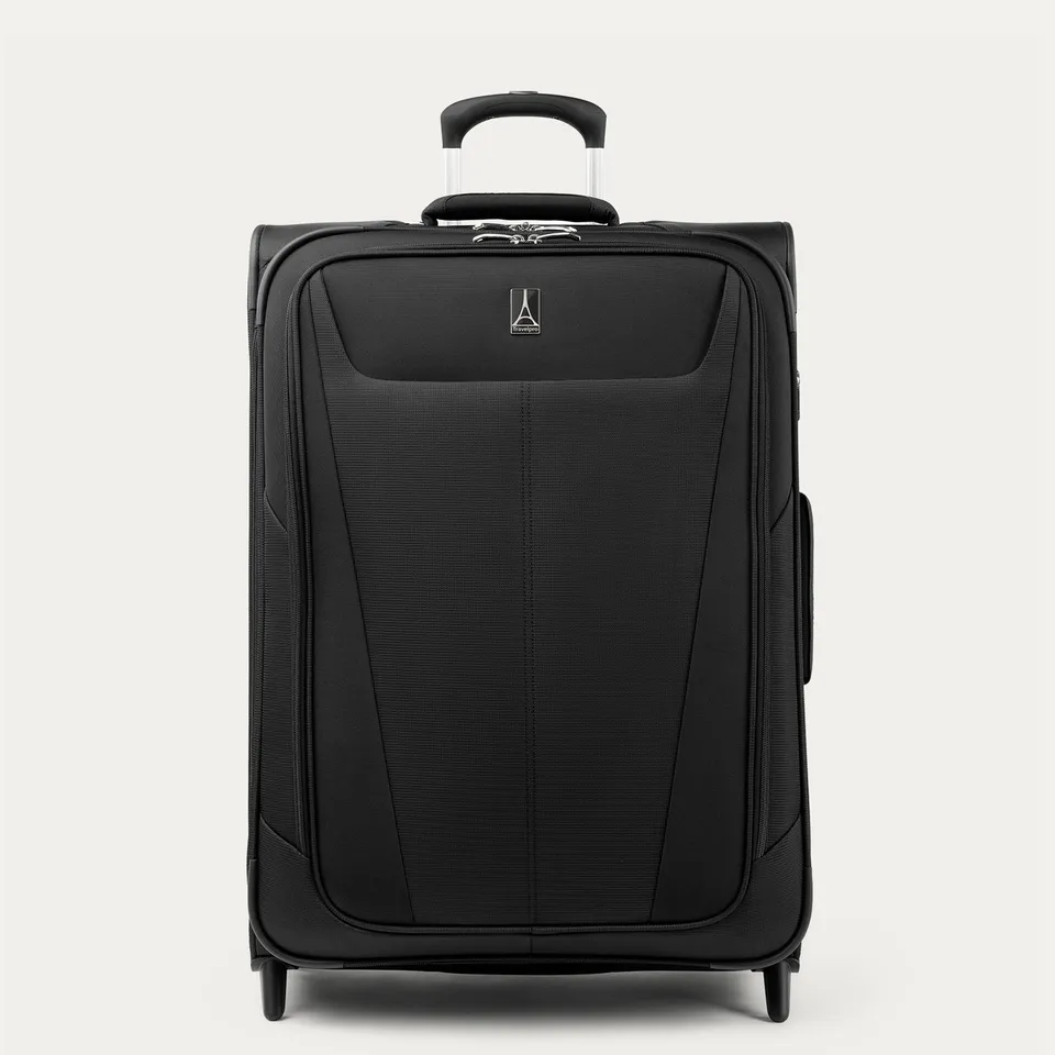 travelpro-maxlite-5-medium-check-in-rollaboard image 1