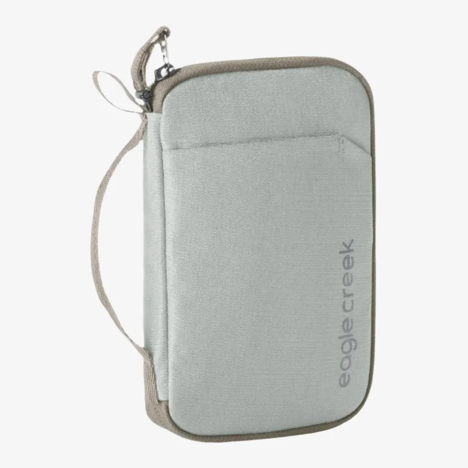 eagle-creek-stash-rfid-passport-wallet-secure-travel-wallet-with-rfid-blocking image 1