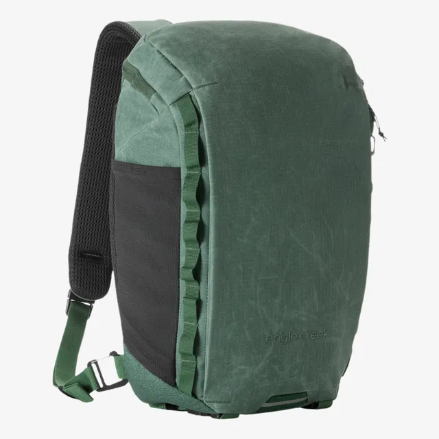 eagle-creek-explore-sling-pack-versatile-travel-sling-with-laptop-and-tablet-sto image 1