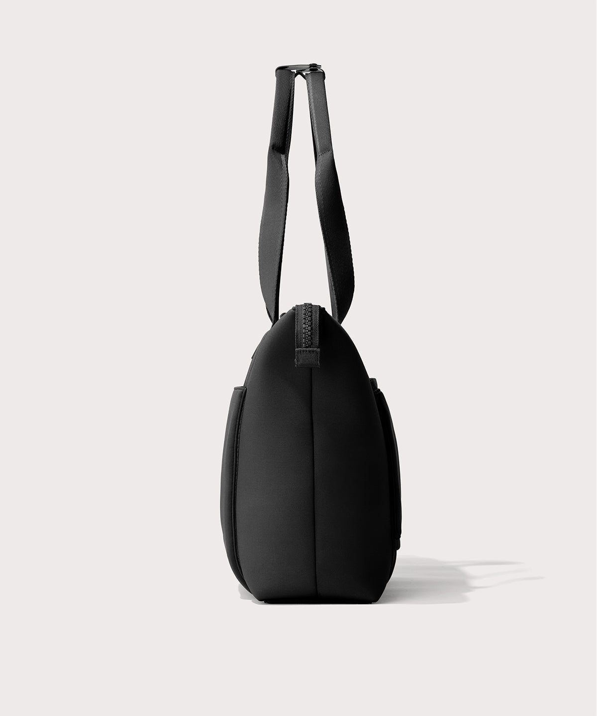 dagne-dover-noa-tote-in-onyx image 4