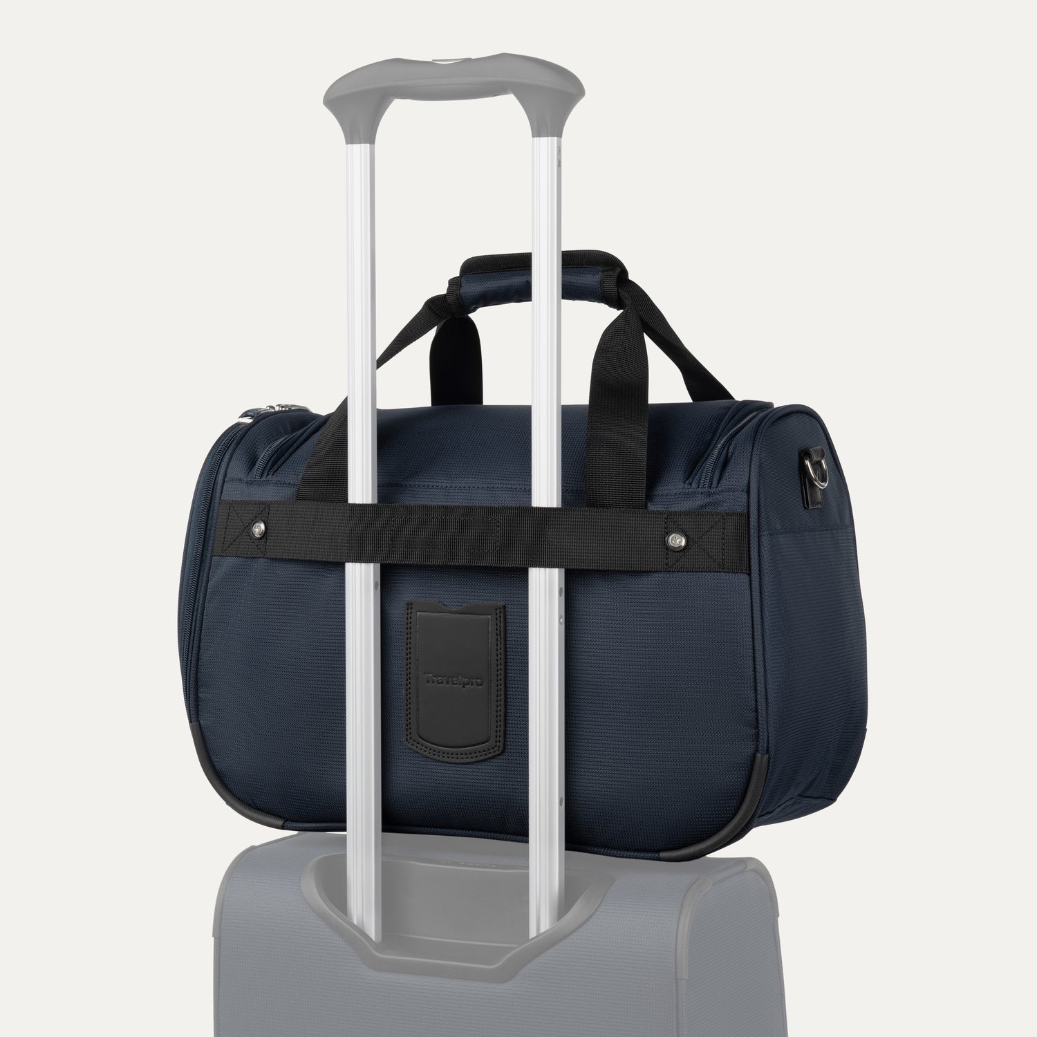 travelpro-maxlite-5-soft-tote image 2