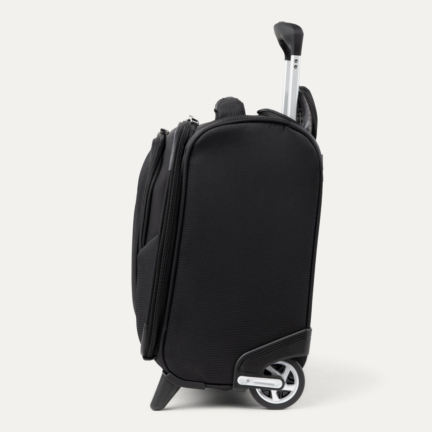 travelpro-maxlite-5-carry-on-rolling-tote image 5