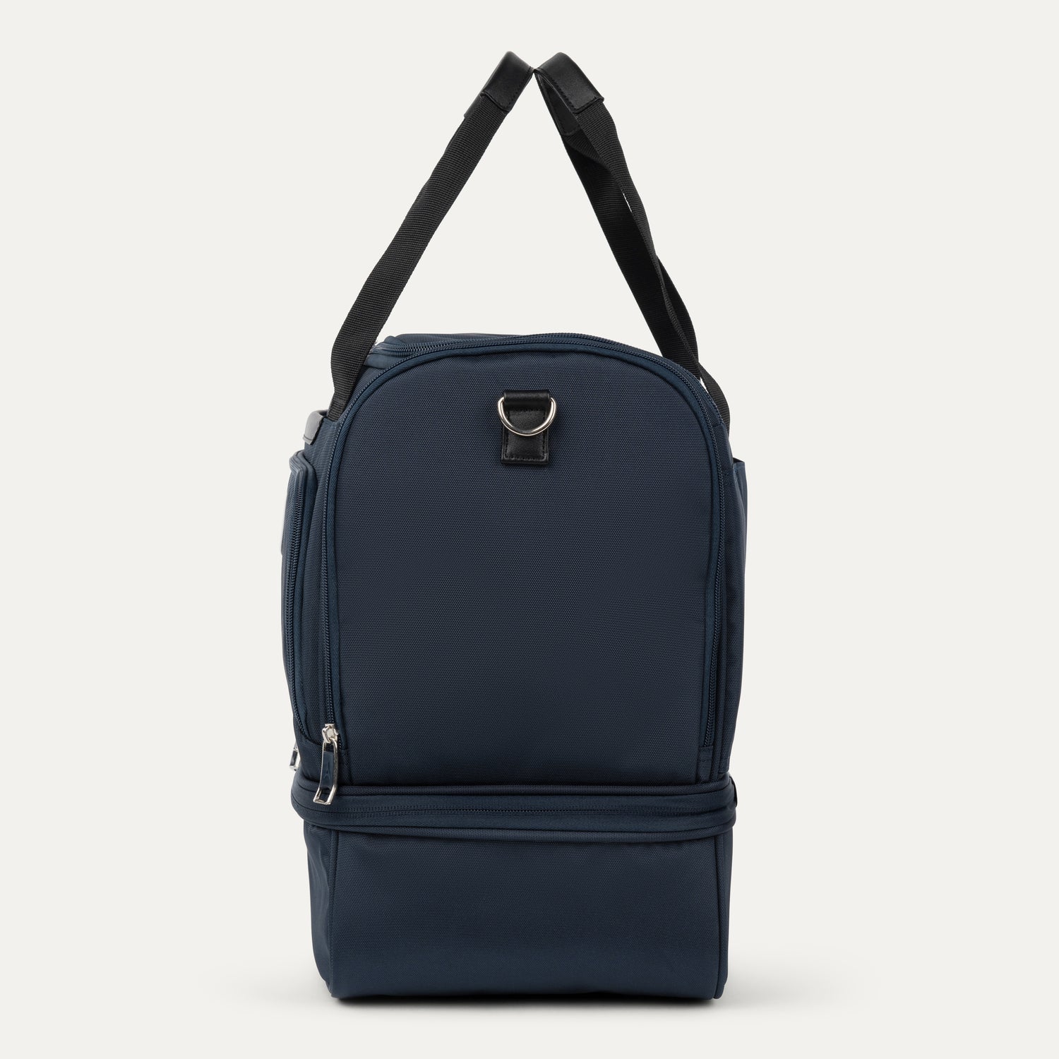 travelpro-maxlite-5-drop-bottom-weekender image 8