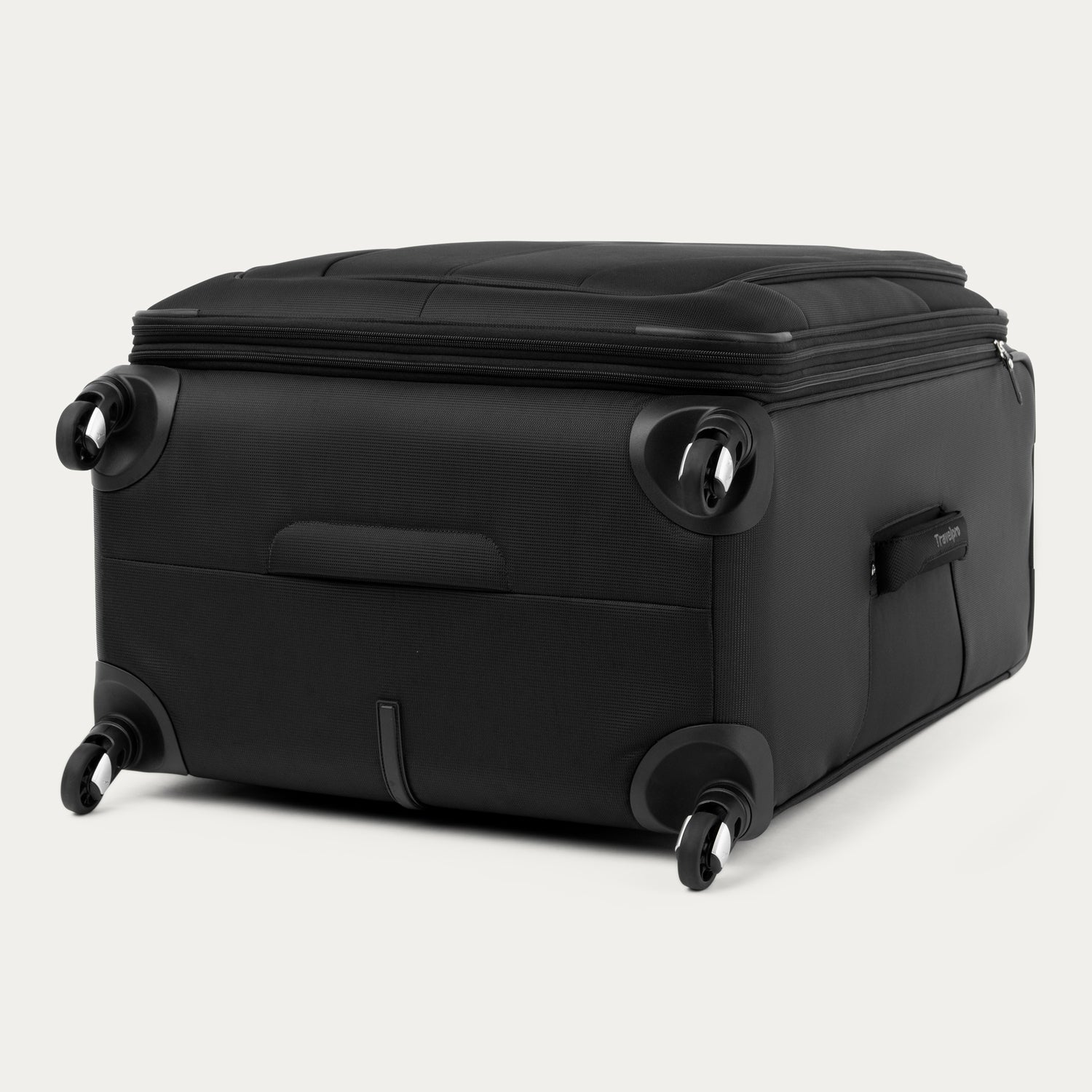 travelpro-maxlite-5-large-check-in-spinner image 6
