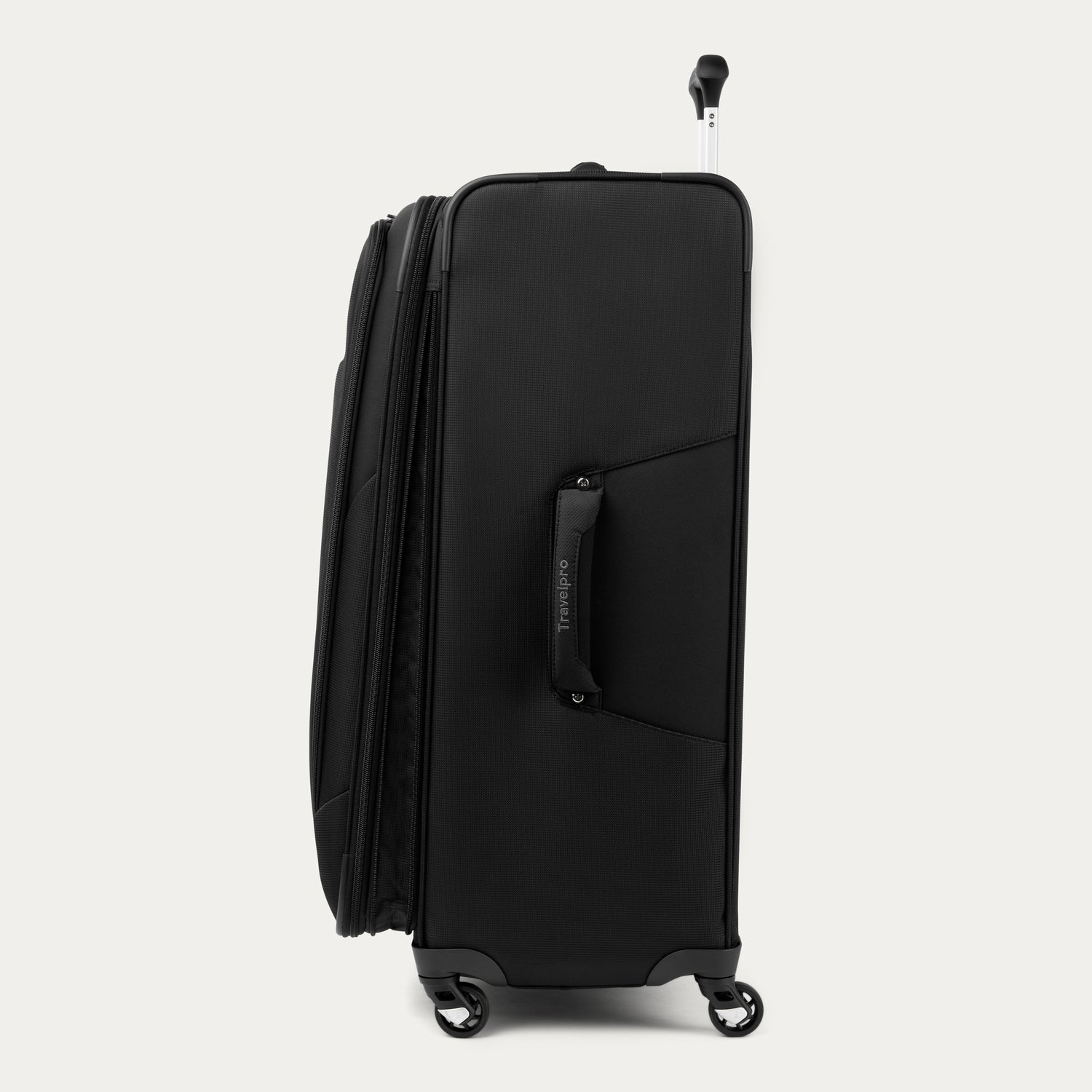 travelpro-maxlite-5-large-check-in-spinner image 3