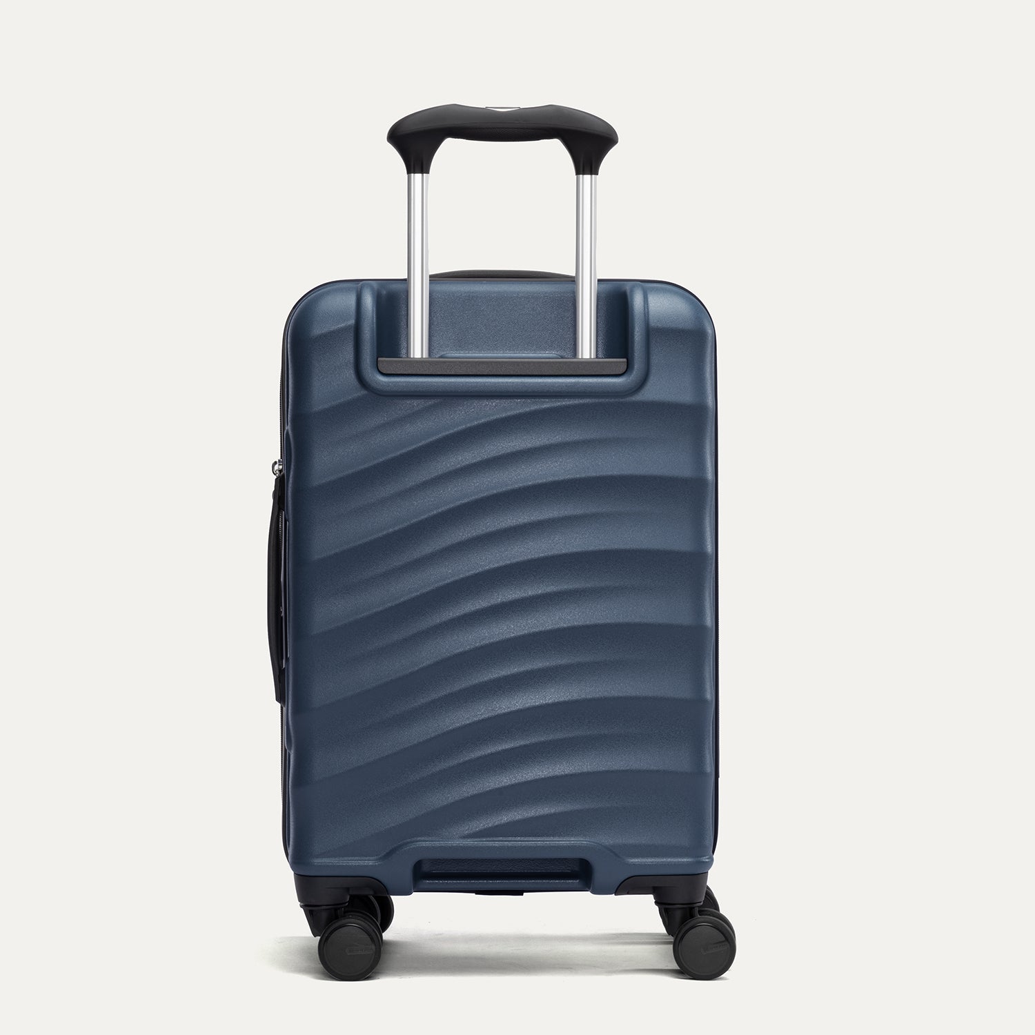 travelpro-maxlite-air-v2-compact-carry-on-hardside-spinner image 5