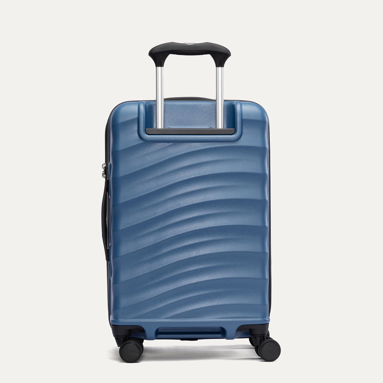 travelpro-maxlite-air-v2-carry-on-hardside-spinner image 5
