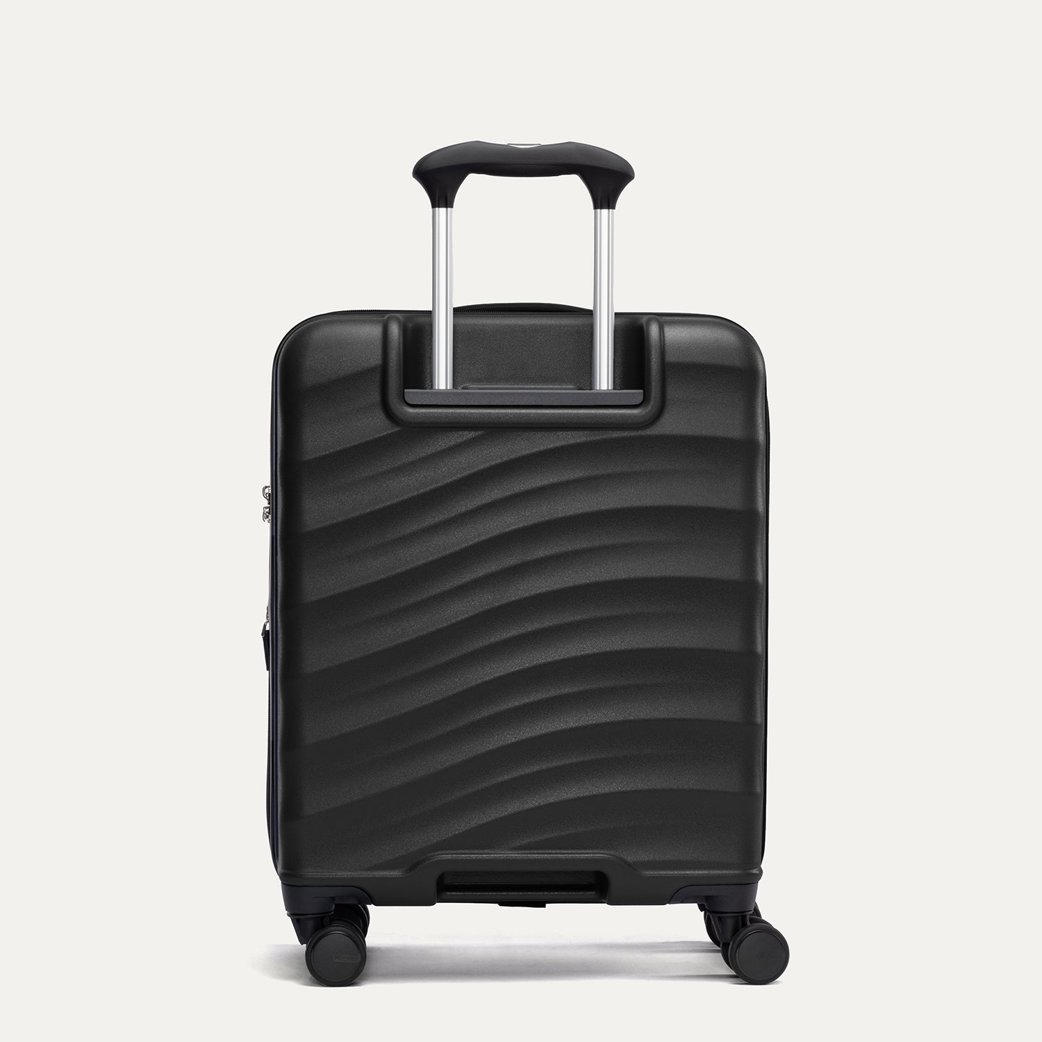 travelpro-maxlite-air-v2-international-carry-on-hardside-spinner image 5