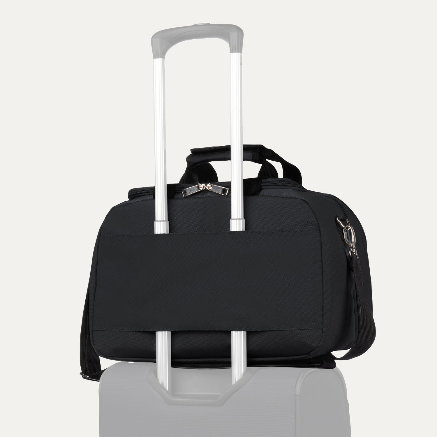 travelpro-essentials-2-in-1-travel-tote-cooler-insulated-tote-for-food-and-gear image 2