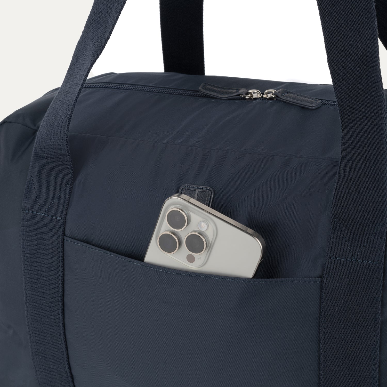 travelpro-essentials-sparepack-foldable-duffel-2-0 image 3