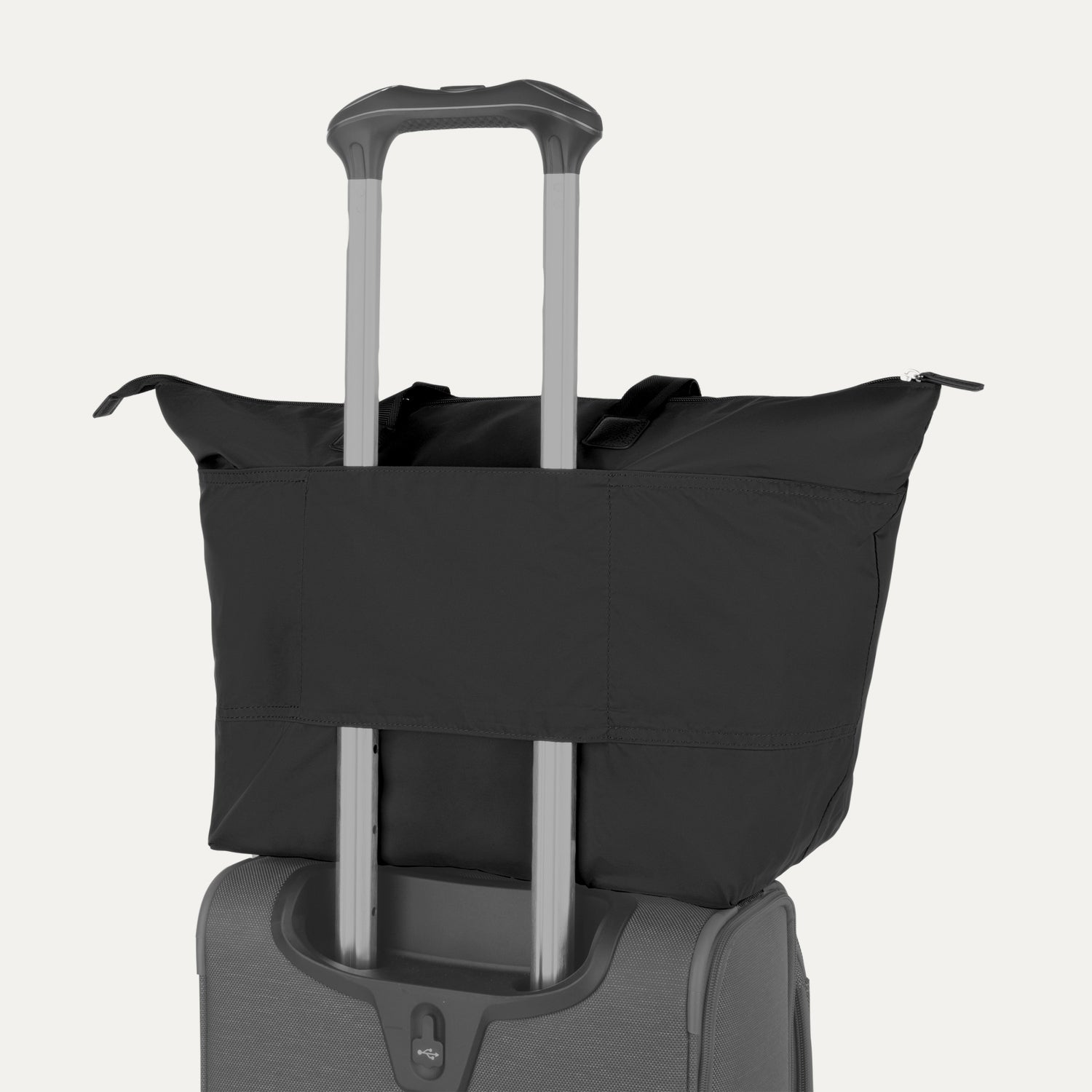 travelpro-essentials-sparepack-foldable-tote-2-0 image 2