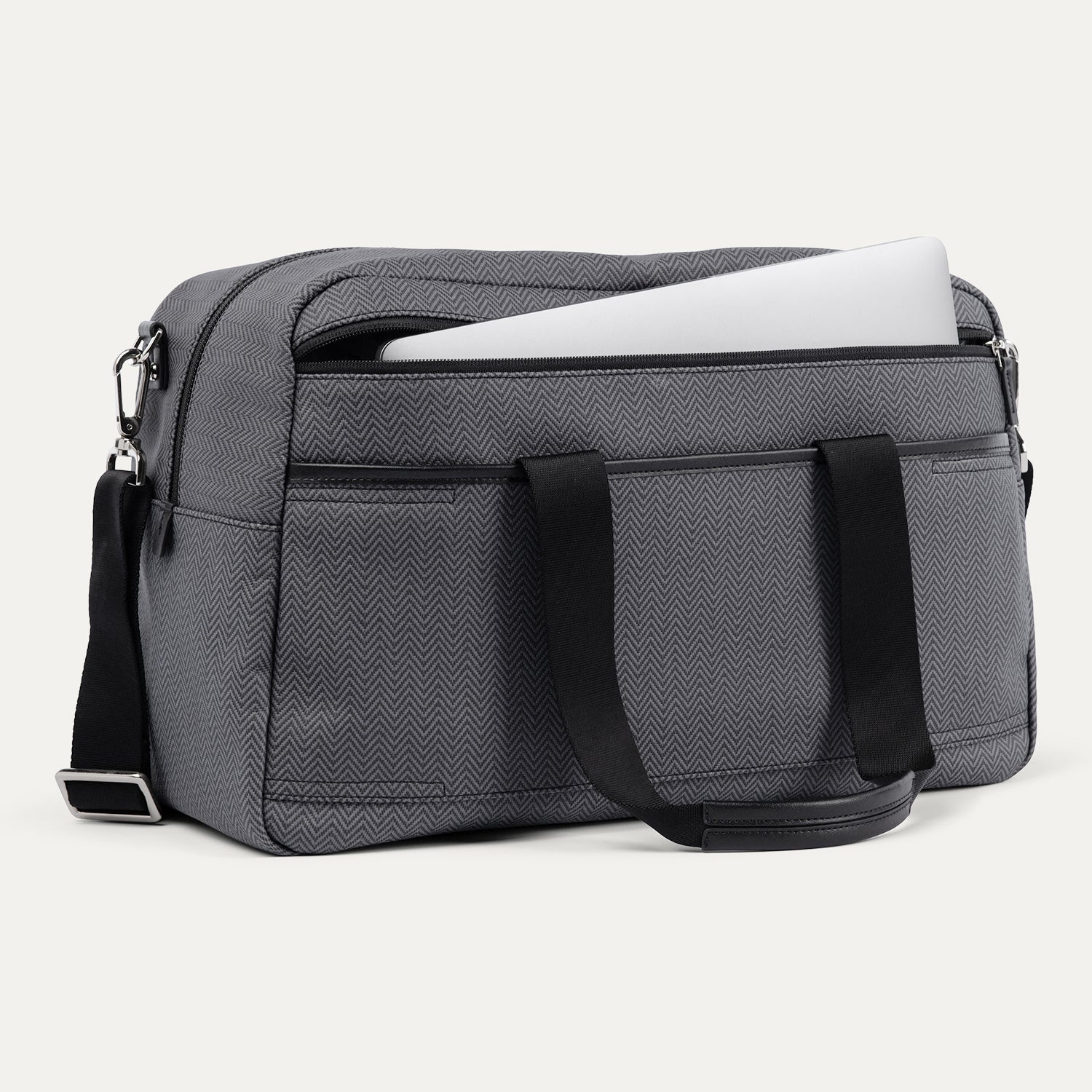 travelpro-x-travel-leisure-underseat-tote image 3