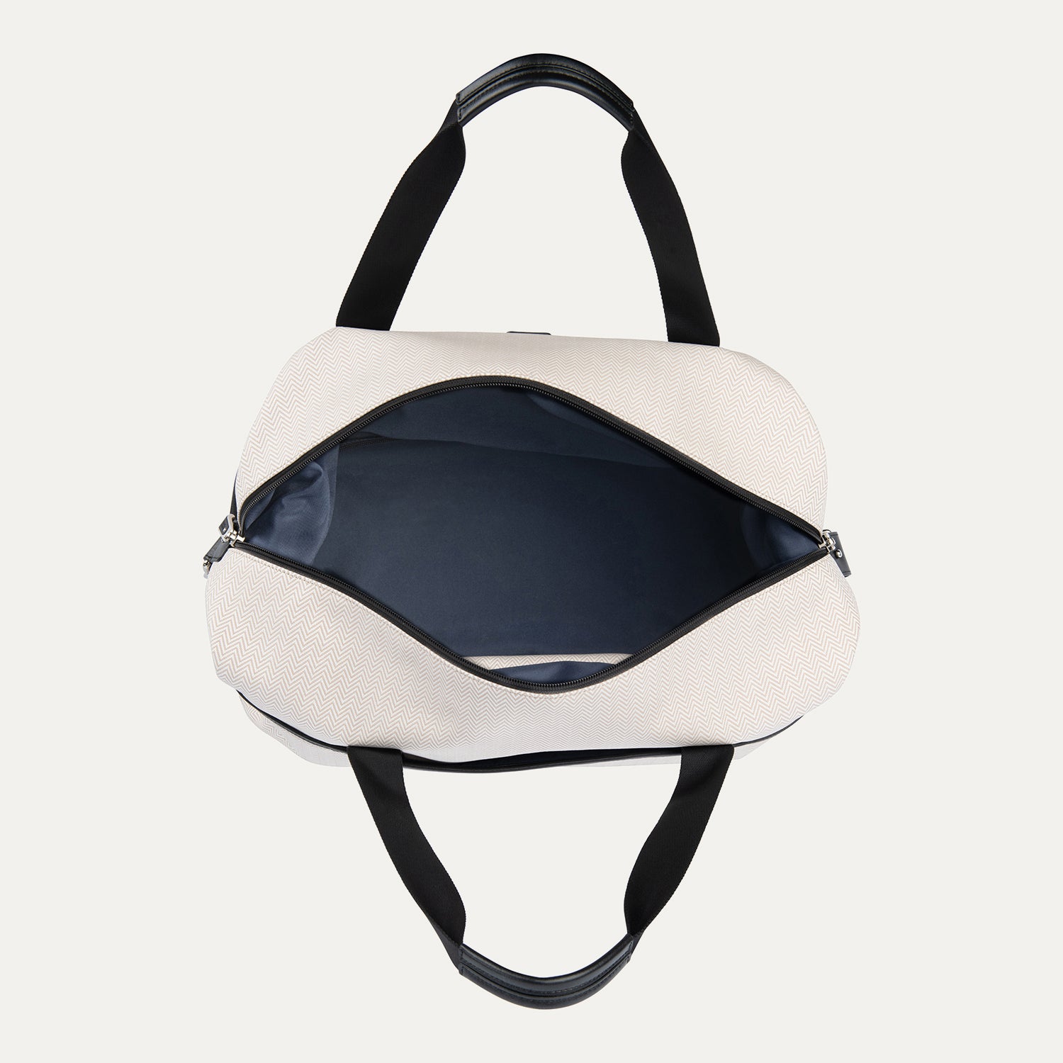 travelpro-x-travel-leisure-drop-bottom-weekender image 5