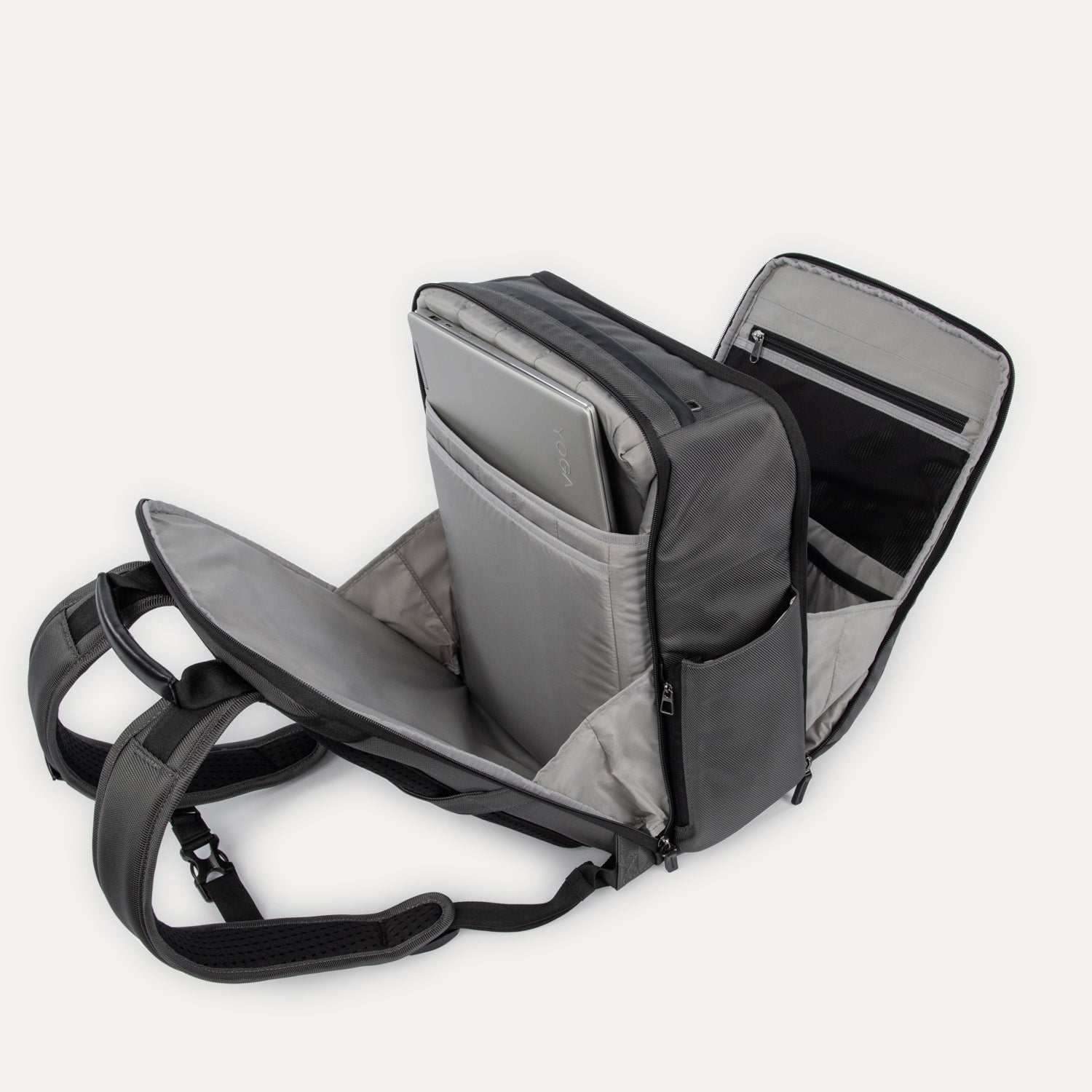 travelpro-crew-executive-choice-3-large-travel-backpack-with-charging-ports image 4