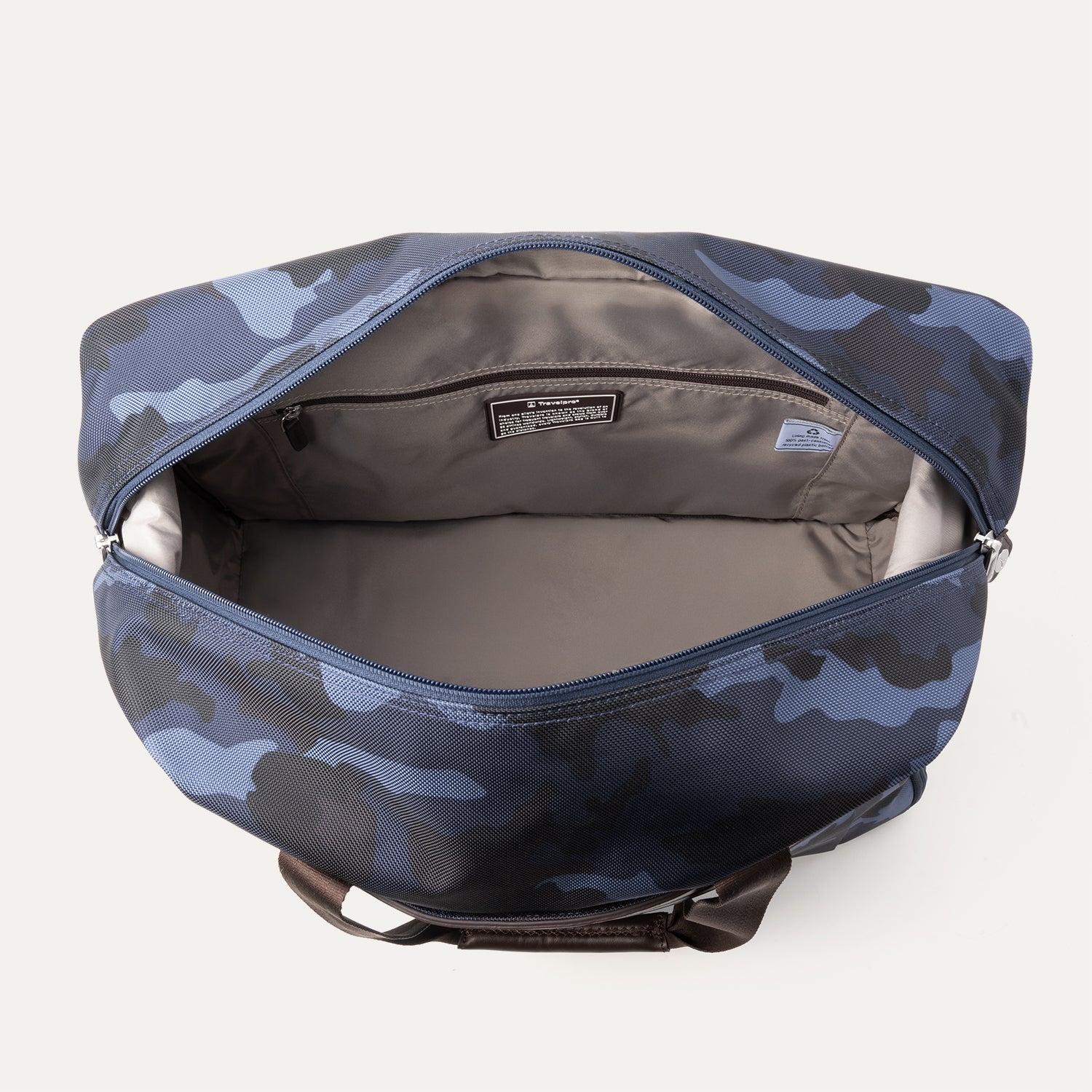travelpro-platinum-elite-soft-duffel-camouflage-expandable-recycled-materials image 3