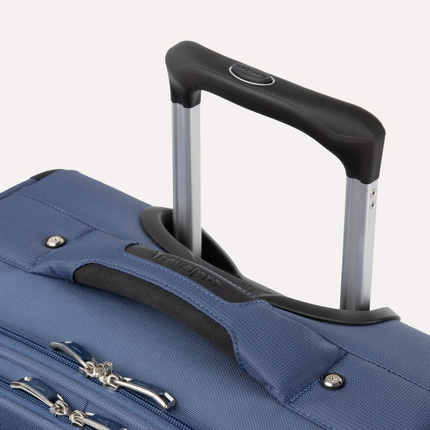 travelpro-walkabout-6-carry-on-expandable-rollaboard-with-tsa-lock image 7