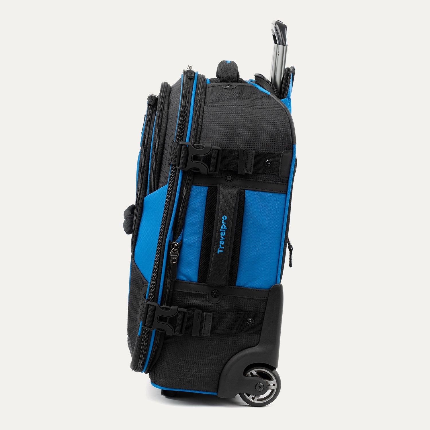 travelpro-bold-22-28-rollaboard-set image 7