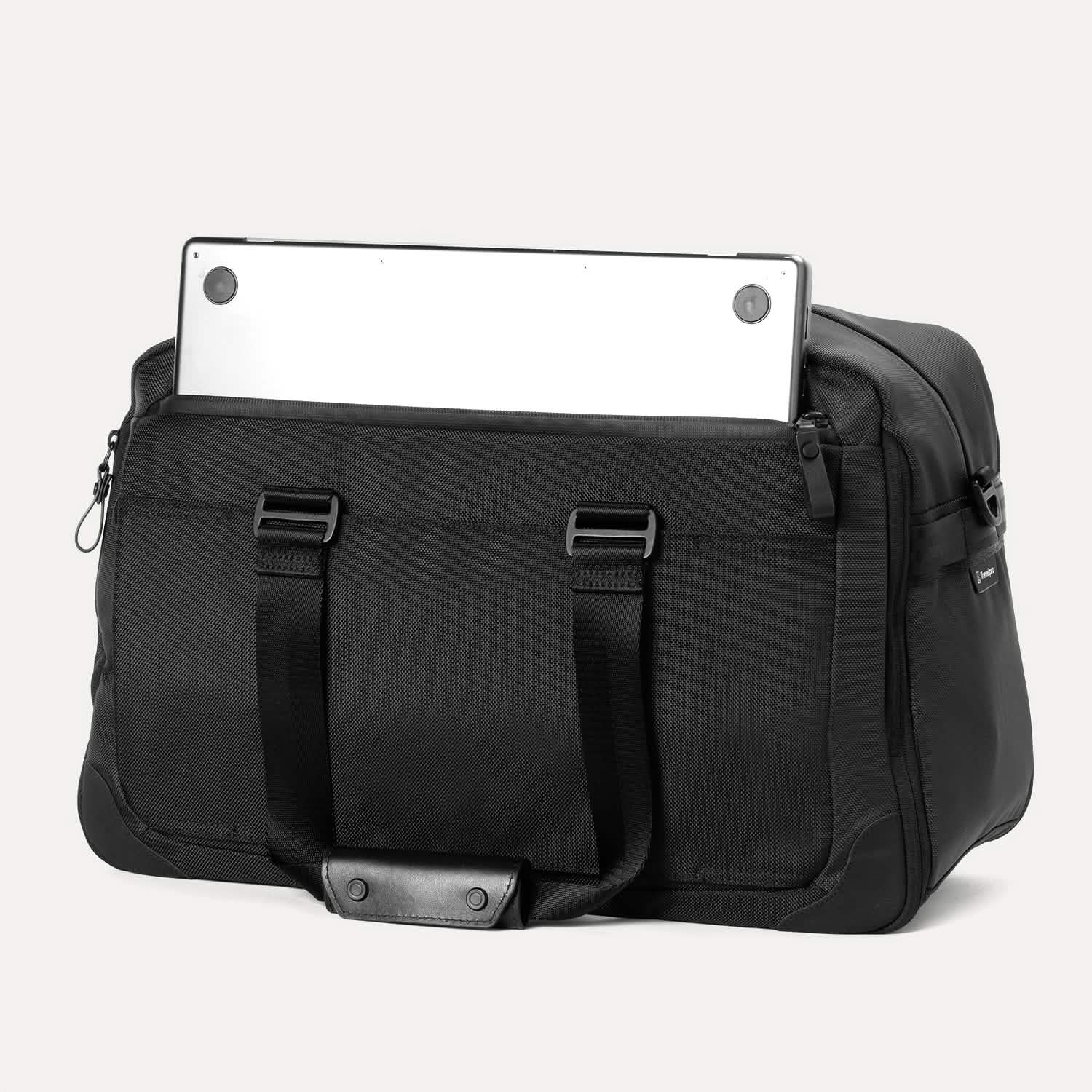 travelpro-altitude-double-expansion-duffel-with-ecofab image 7