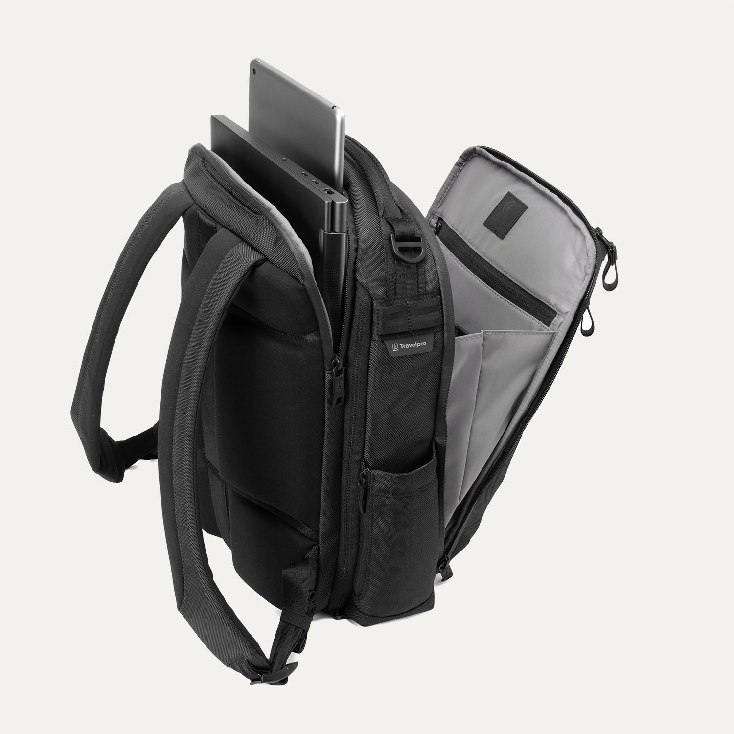 travelpro-altitude-slim-expandable-laptop-backpack-20-24l image 7