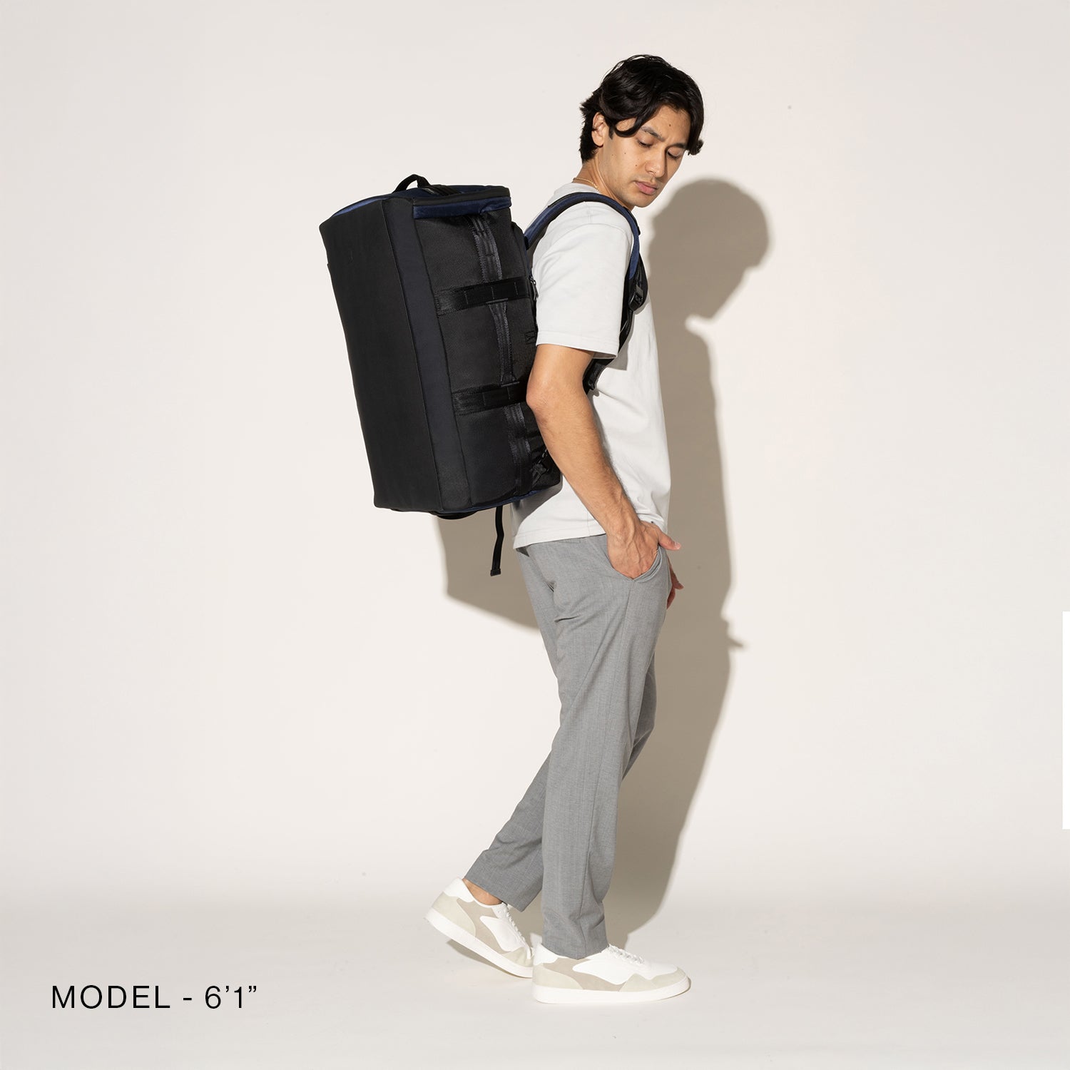 travelpro-altitude-convertible-duffel-backpack-2-in-1-ecofab-recycled-fabric-car image 4