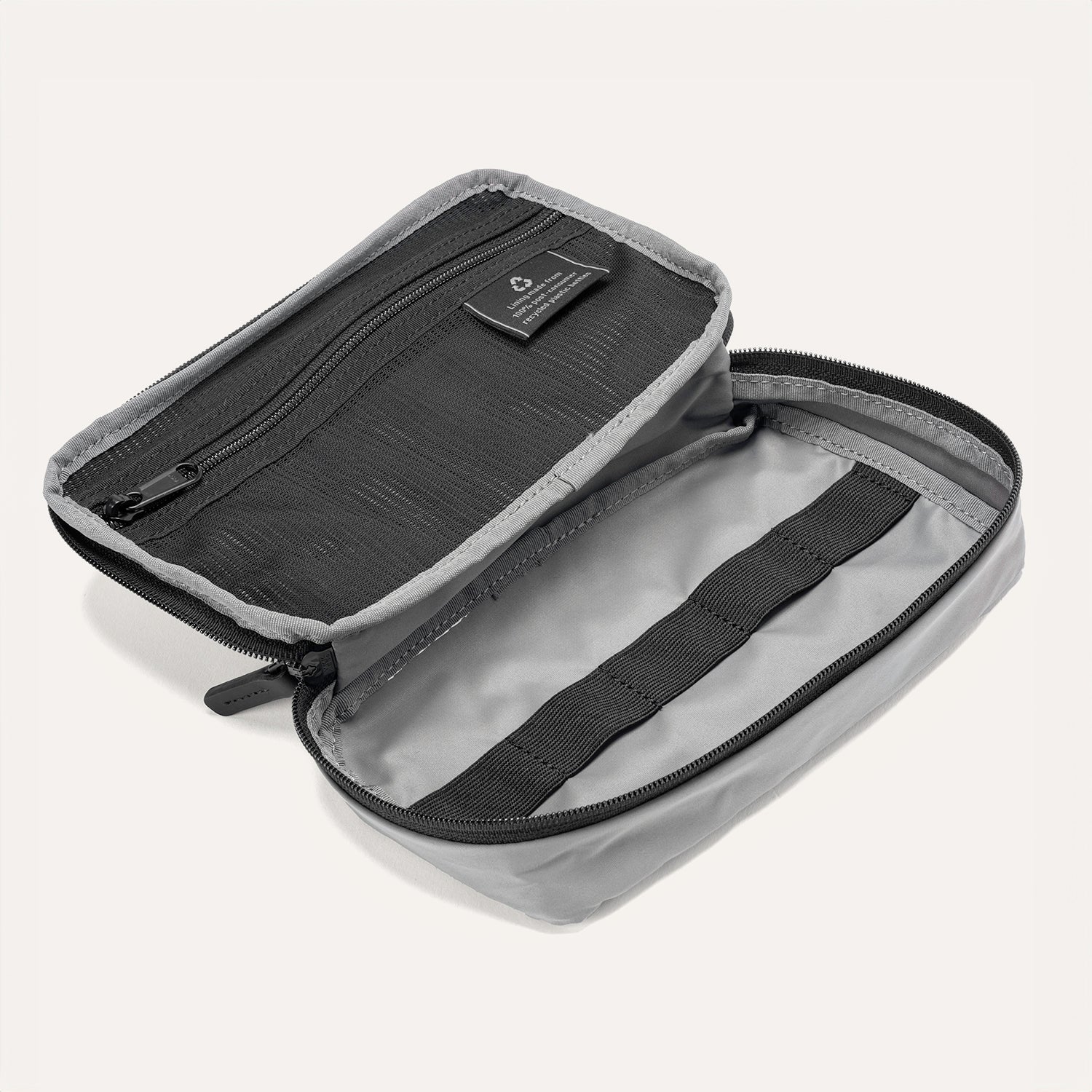 travelpro-altitude-cord-pouch-eco-friendly-cable-organizer-with-ecofab image 4