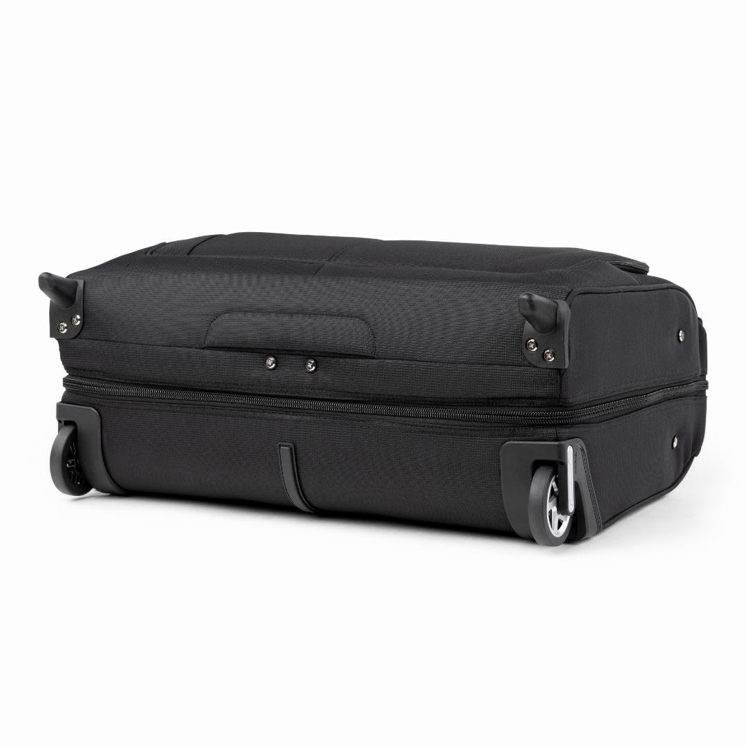 travelpro-maxlite-5-softside-lightweight-carry-on-2-wheel-rolling-garment-bag-22 image 6