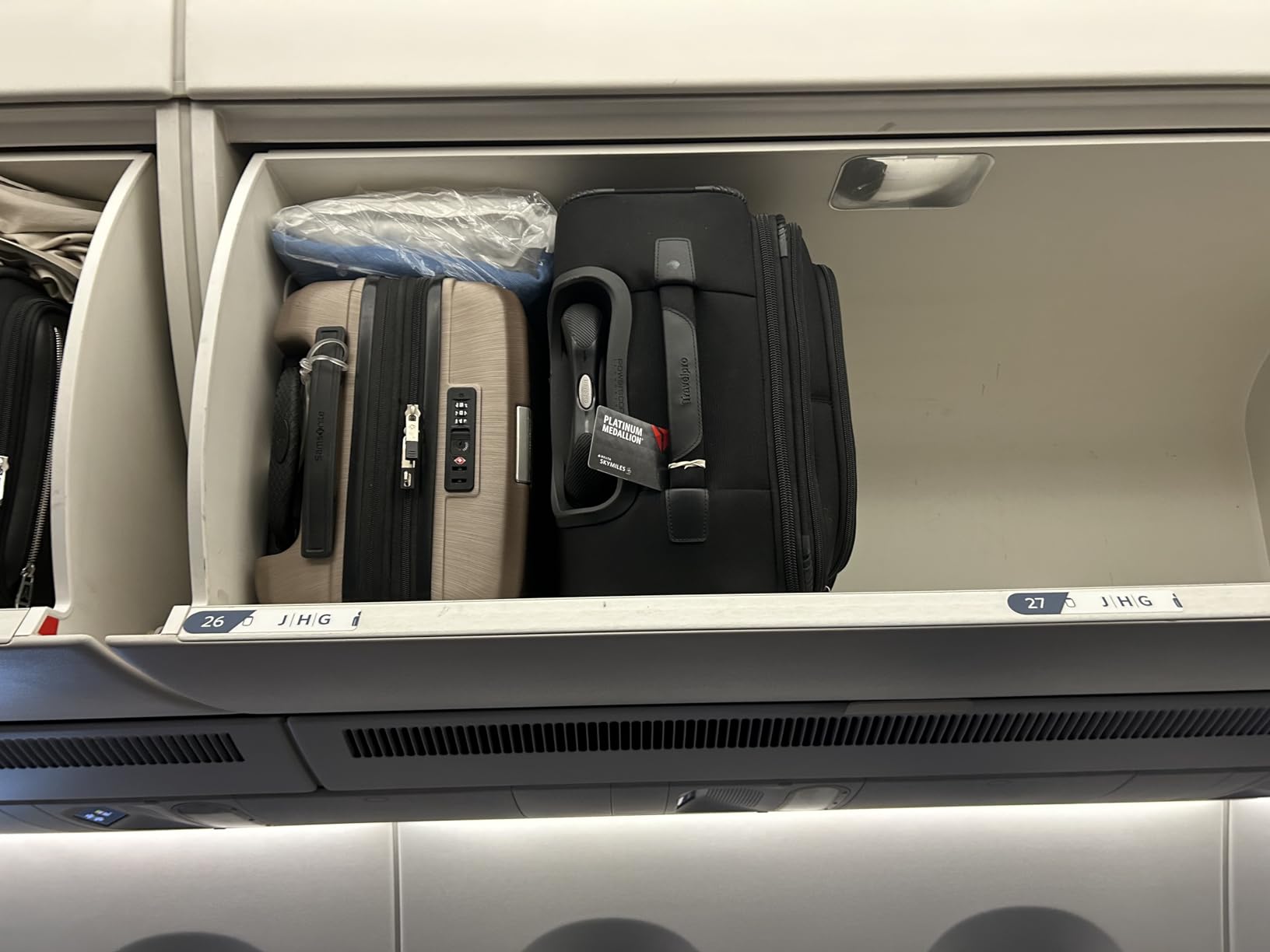Nice bag, but the USB port location