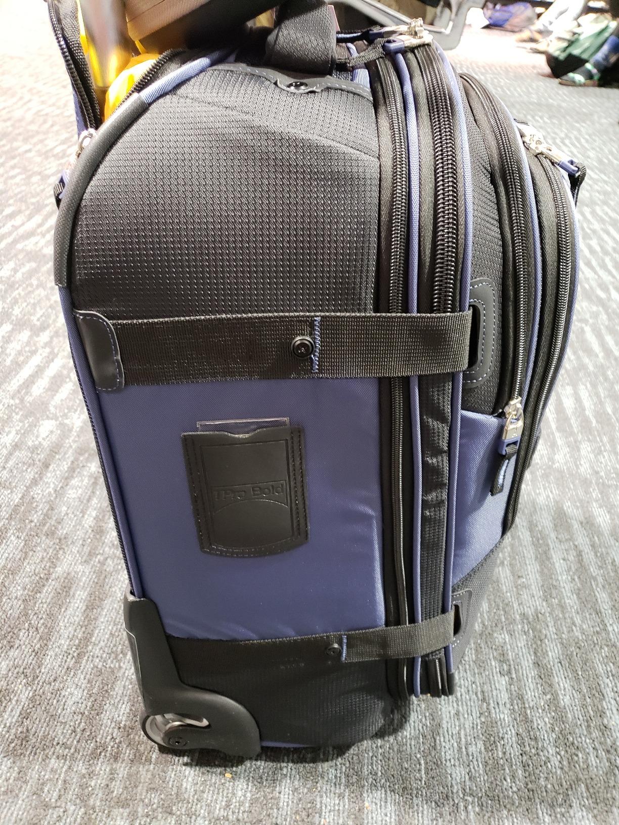 Excellent checked luggage