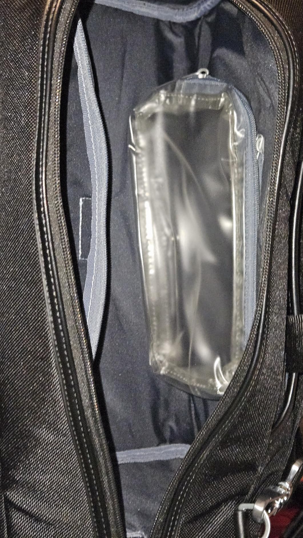Nice bag, but straps could be better