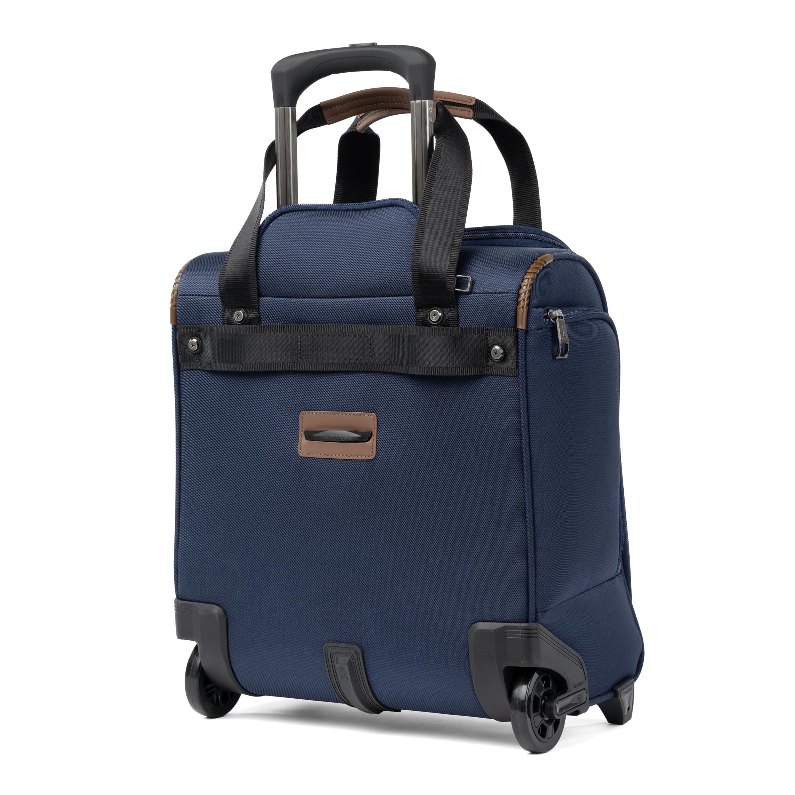 travelpro-crew-classic-lightweight-softside-underseat-carry-on-bag-17-inch-patri image 2