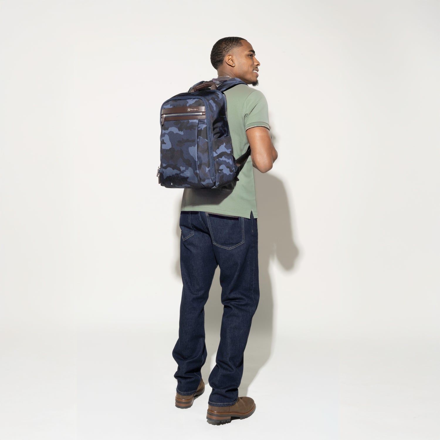 travelpro-platinum-elite-carry-on-and-slim-backpack-camouflage-set image 6