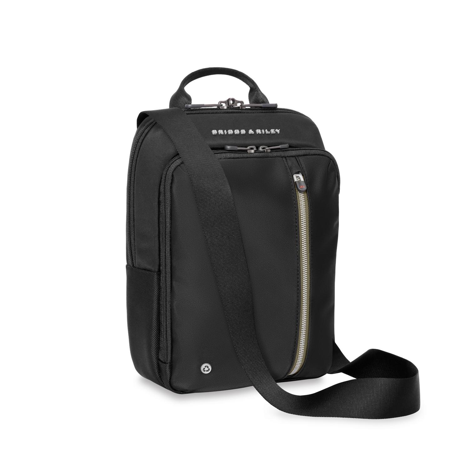 briggs-riley-hta-crossbody-bag-spacious-6-13l-travel-crossbody-with-adjustable-s image 3