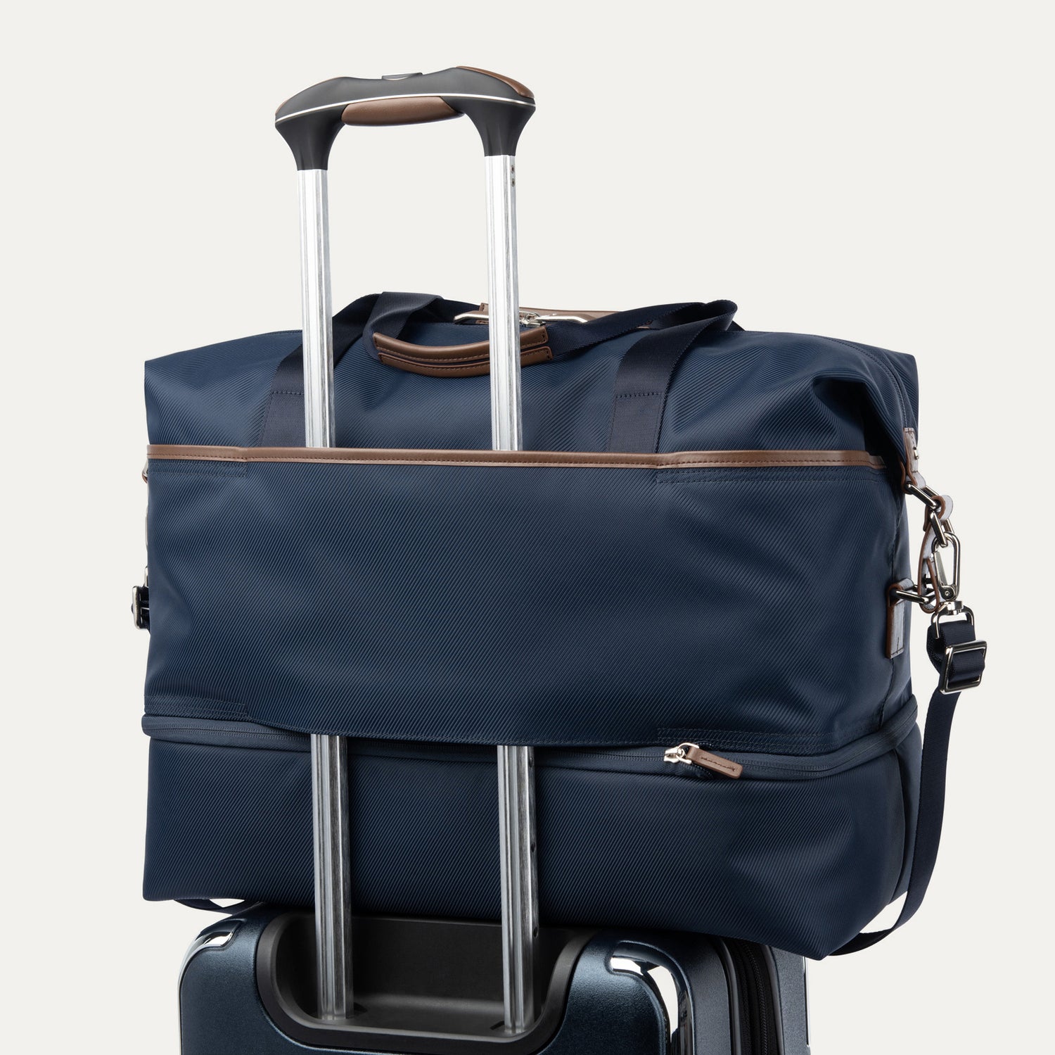 travelpro-x-travel-leisure-3-piece-luggage-set-carry-on-medium-check-in-drop-bot image 2