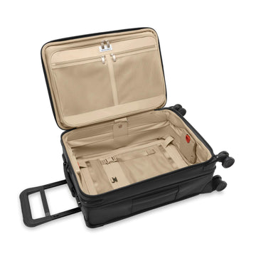 briggs-riley-baseline-essential-22-carry-on-expandable-spinner image 3