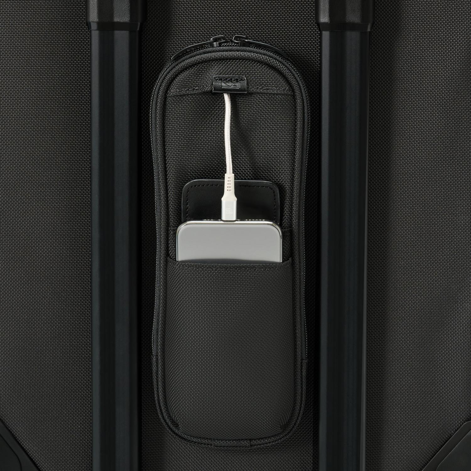 briggs-riley-baseline-22-carry-on-2-wheel-garment-bag-40l-capacity-for-3-5-day-t image 6