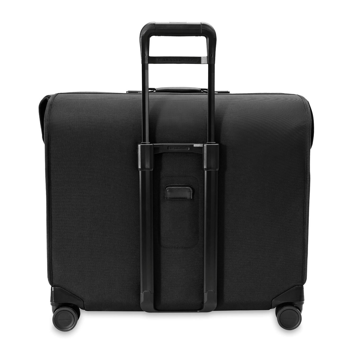 briggs-riley-baseline-deluxe-wardrobe-spinner-4-wheel-checked-luggage-suiter-wit image 8