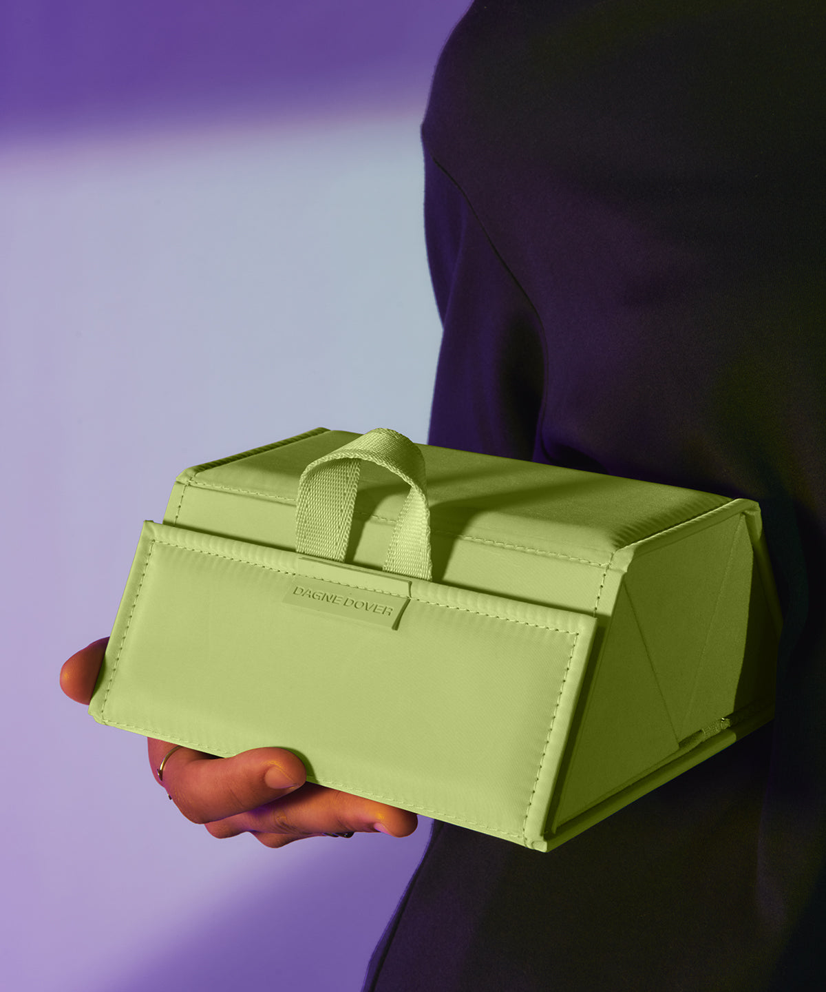 dagne-dover-remi-glasses-case-in-matcha-latte image 8