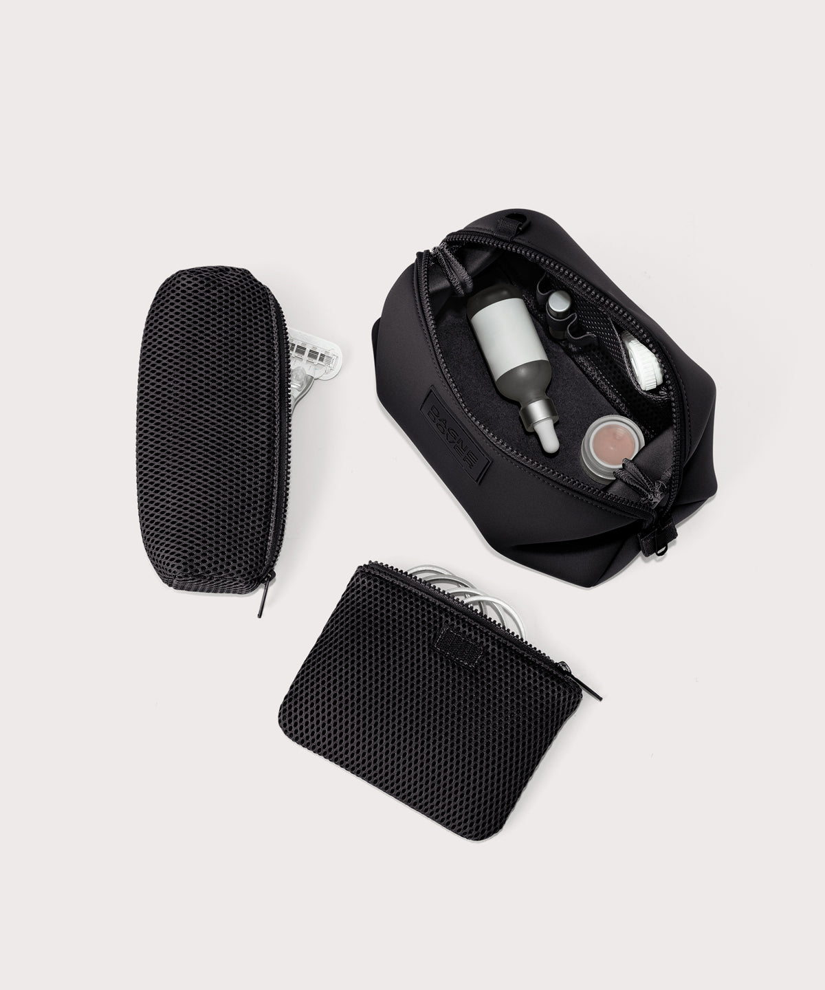 dagne-dover-hunter-toiletry-bag-in-onyx-large image 2