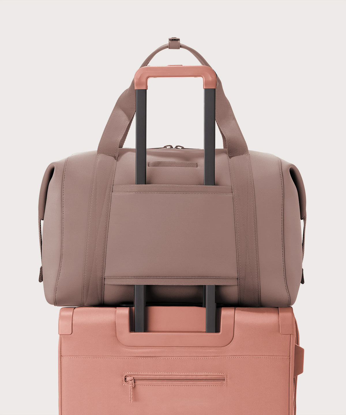 dagne-dover-landon-carryall-in-dune-extra-large-spacious-weekender-bag-with-shoe image 8