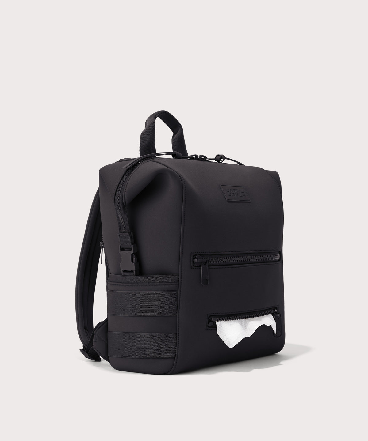 dagne-dover-indi-diaper-backpack-in-onyx-medium-all-in-one-parent-essential image 7