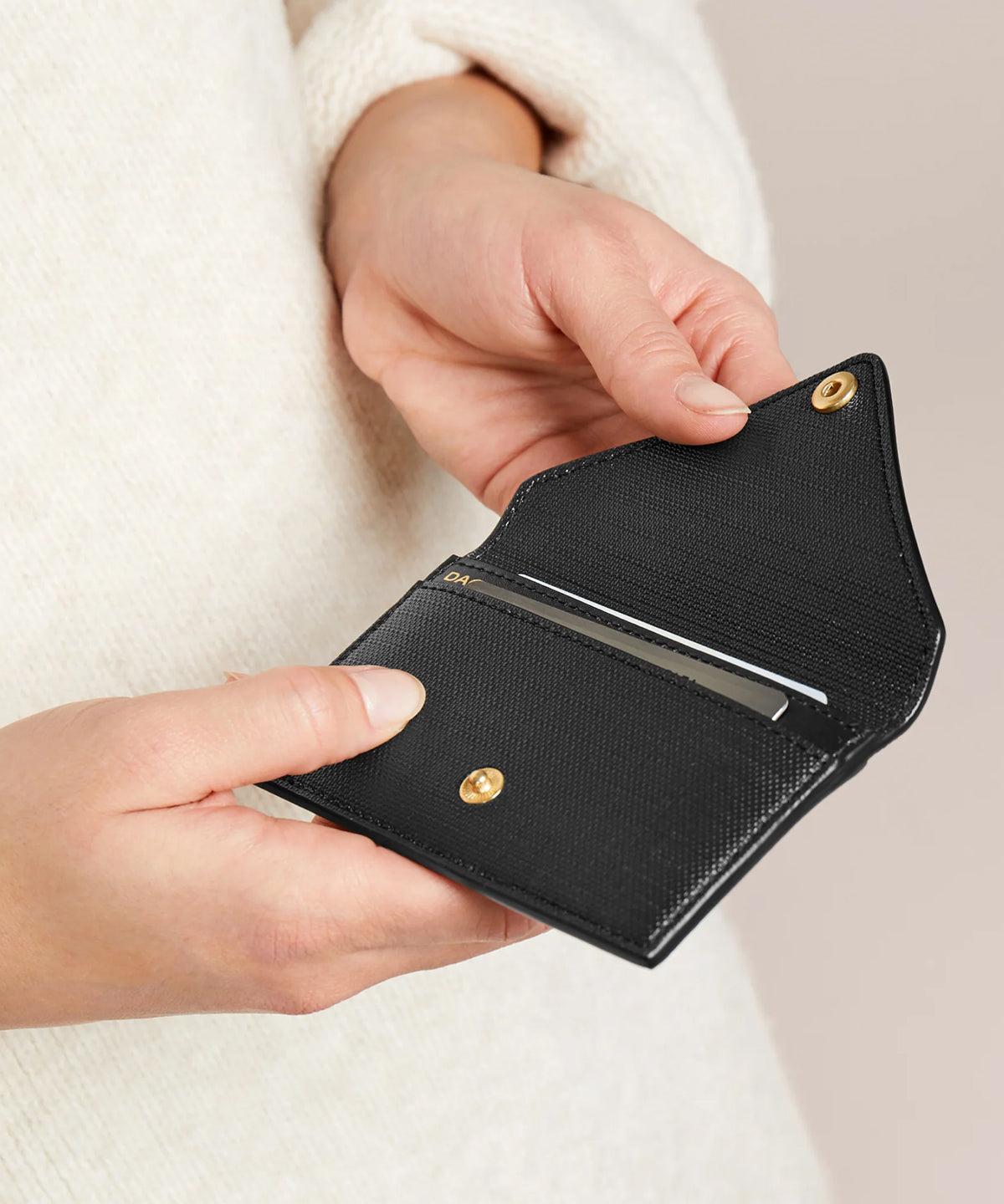dagne-dover-card-case-in-onyx-minimalist-leather-free-card-holder image 4