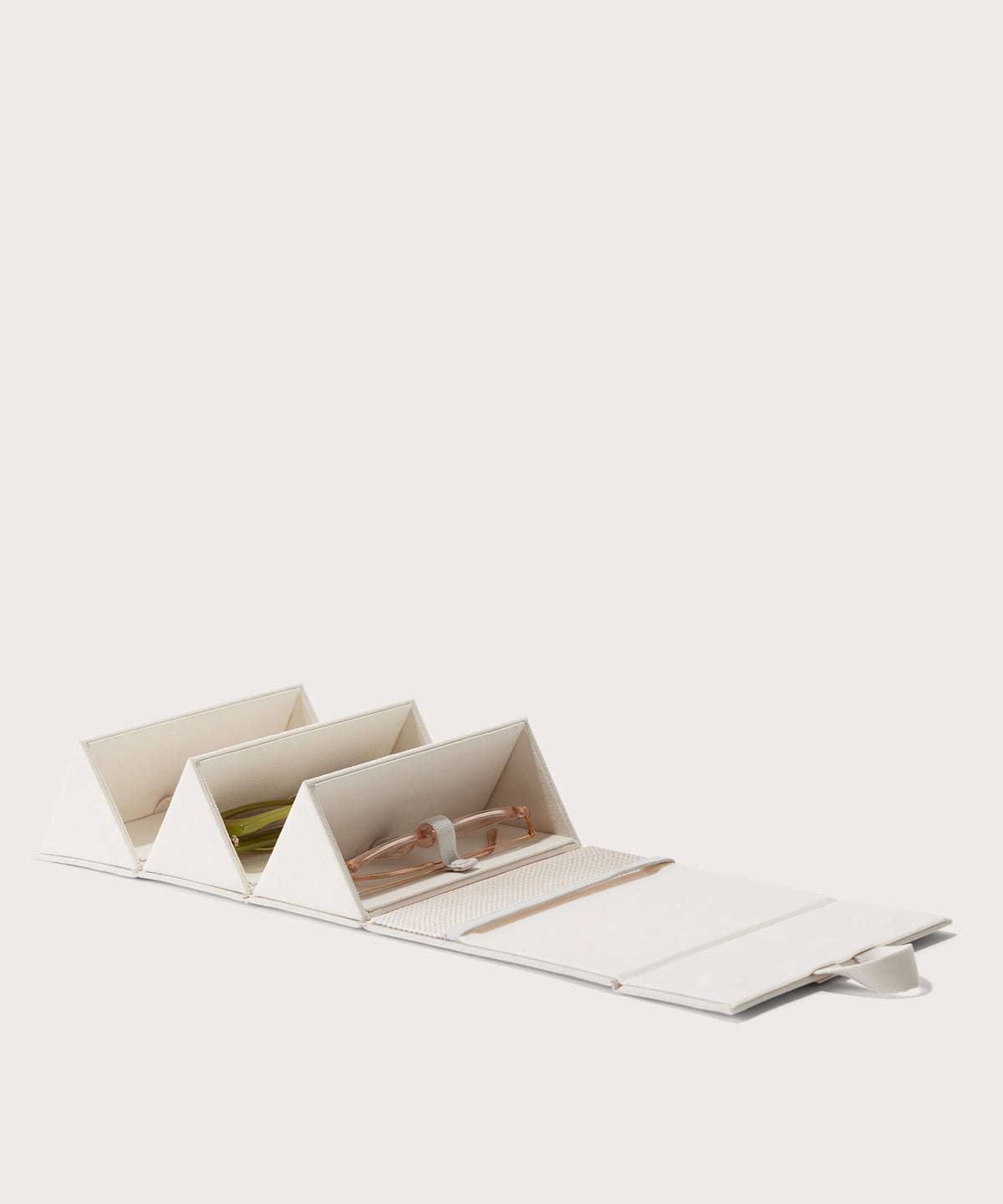 dagne-dover-remi-glasses-case-in-moonbeam image 7