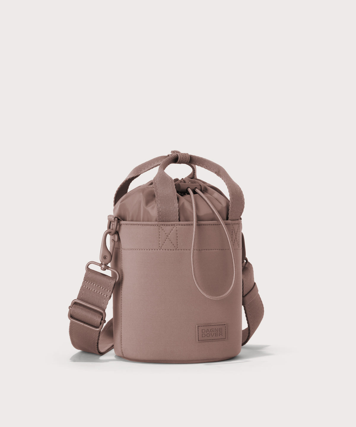 dagne-dover-nico-bucket-bag-in-dune image 3