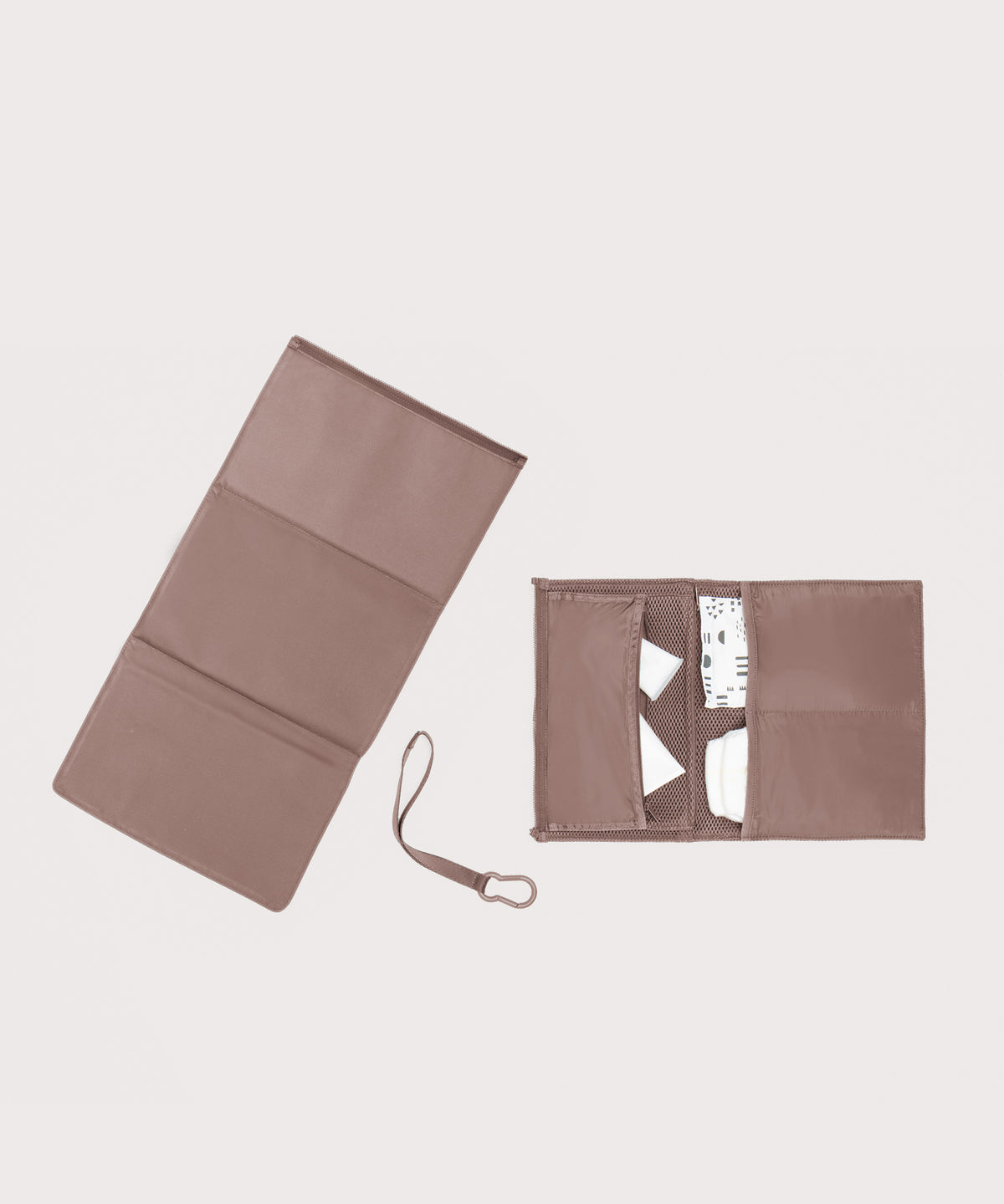 dagne-dover-joey-changing-kit-in-dune-waterproof-washable-changing-pad image 3