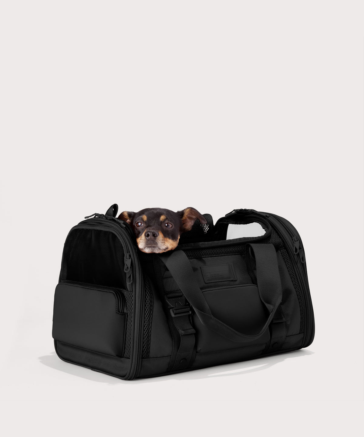 dagne-dover-kyoto-pet-carrier-in-onyx-large-airline-approved-pet-travel-bag image 3