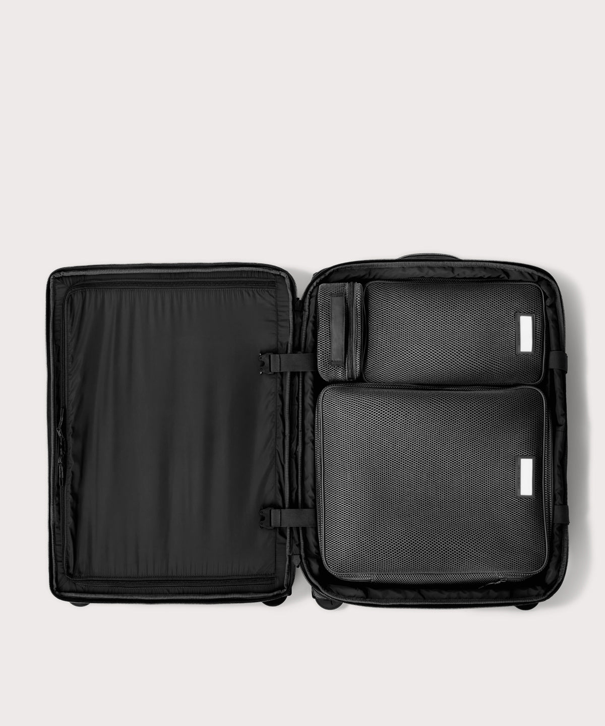 dagne-dover-roma-packing-cube-extra-large-in-carbon-air-mesh image 4