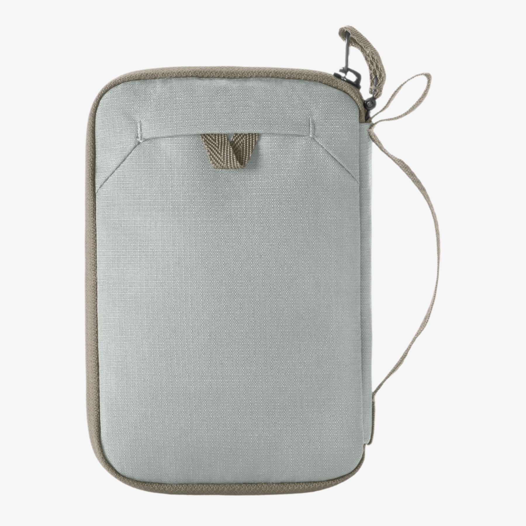 eagle-creek-stash-rfid-passport-wallet-secure-travel-wallet-with-rfid-blocking image 3