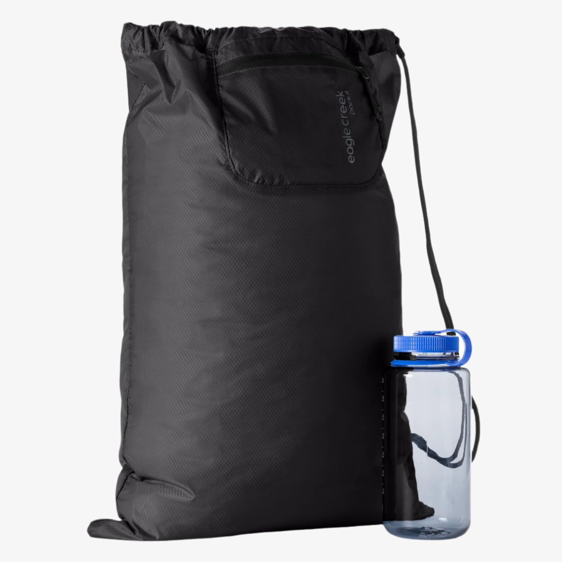 eagle-creek-packable-laundry-sack-washable-reusable-packs-into-its-own-pocket image 8