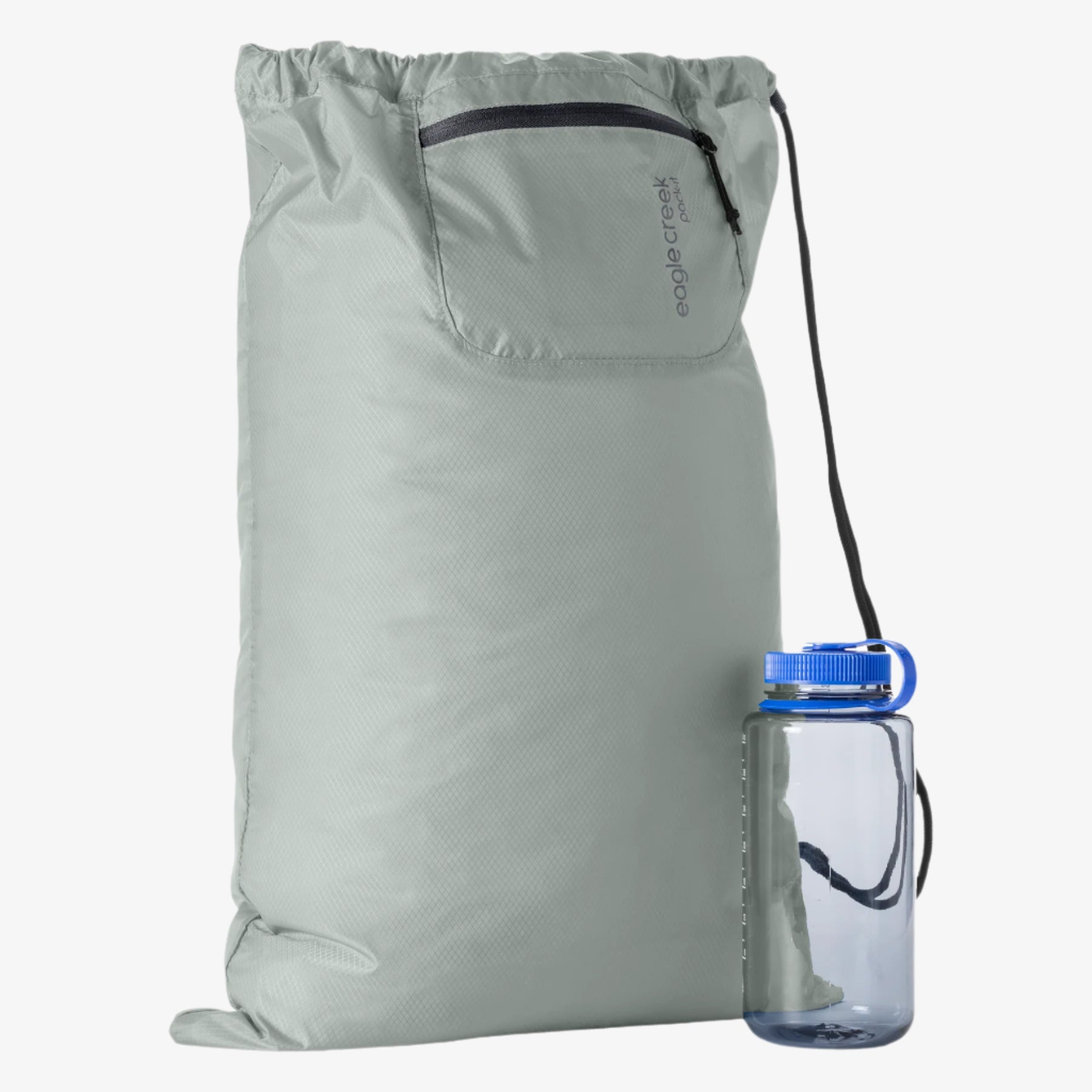 eagle-creek-packable-laundry-sack-washable-reusable-packs-into-its-own-pocket image 4